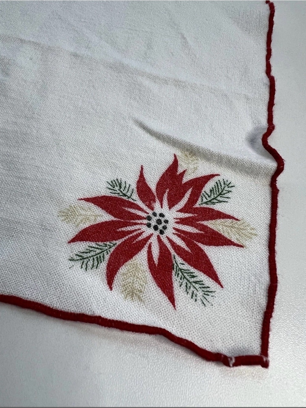 Vintage Poinsettia Flower Red White Cotton Floral Women’s Hankerchief 9” X 9”